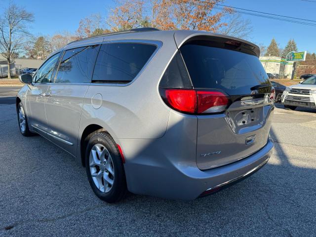 2C4RC1BGXHR503289 - 2017 CHRYSLER PACIFICA TOURING L SILVER photo 3