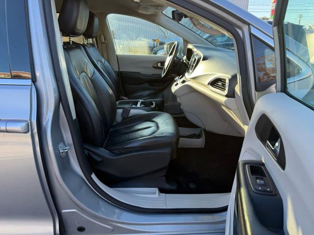 2C4RC1BGXHR503289 - 2017 CHRYSLER PACIFICA TOURING L SILVER photo 5