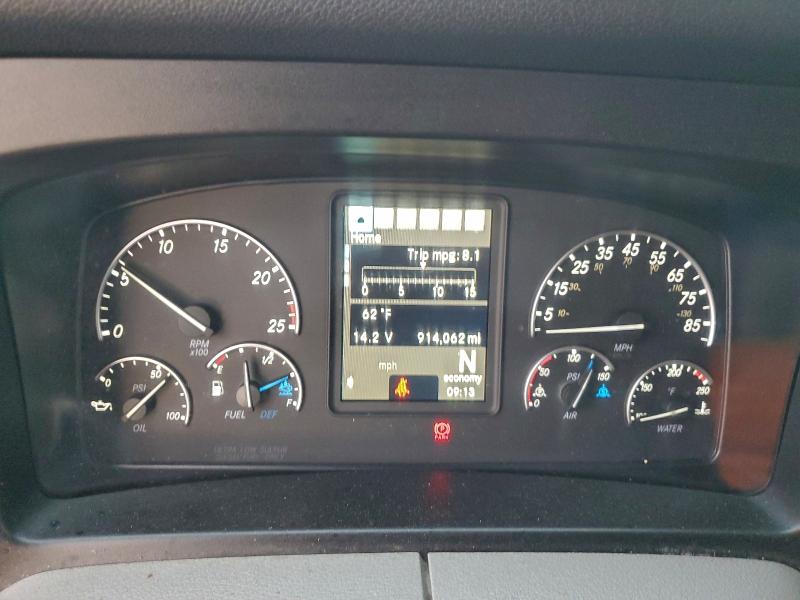 3AKJHHDR2MSMC0702 - 2021 FREIGHTLINER CASCADIA 1 BLACK photo 8