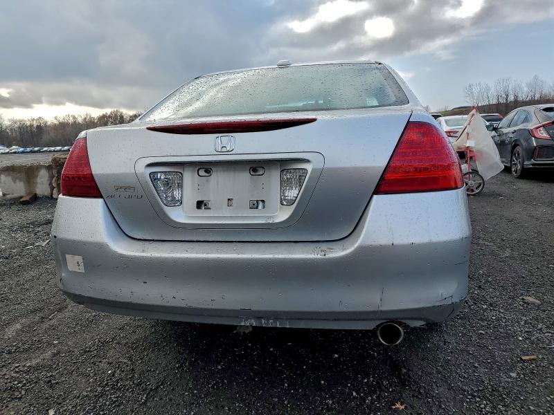 1HGCM56827A026715 - 2007 HONDA ACCORD EX SILVER photo 6
