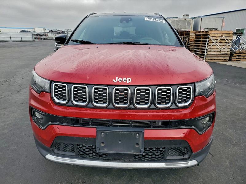 3C4NJDCN4ST525943 - 2025 JEEP COMPASS LIMITED RED photo 5