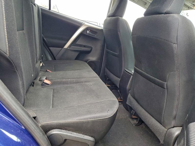 2T3RFREV4FW261232 - 2015 TOYOTA RAV4 XLE BLUE photo 11
