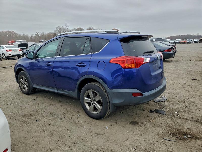 2T3RFREV4FW261232 - 2015 TOYOTA RAV4 XLE BLUE photo 2