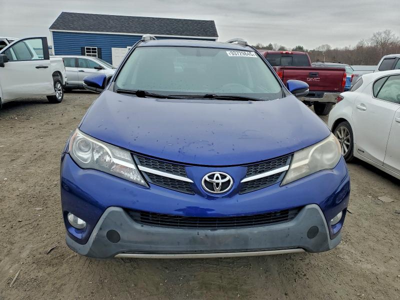 2T3RFREV4FW261232 - 2015 TOYOTA RAV4 XLE BLUE photo 5