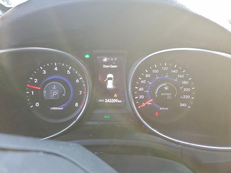 5XYZUDLA8DG075780 - 2013 HYUNDAI SANTA FE S SILVER photo 9