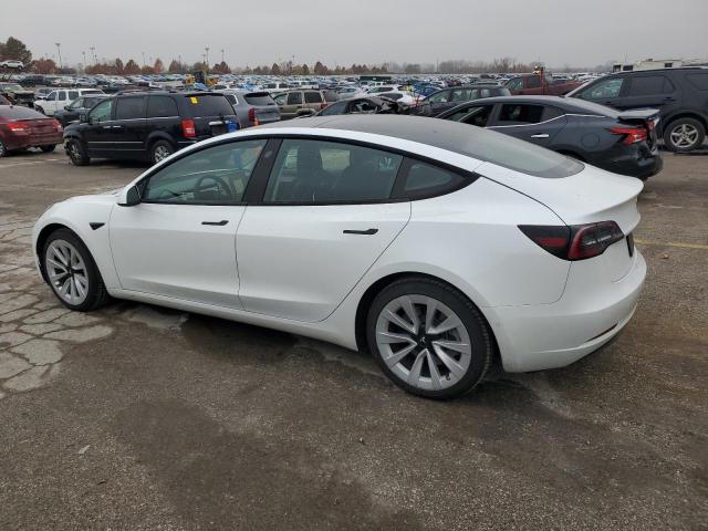 5YJ3E1EA3NF371636 - 2022 TESLA MODEL 3 WHITE photo 2