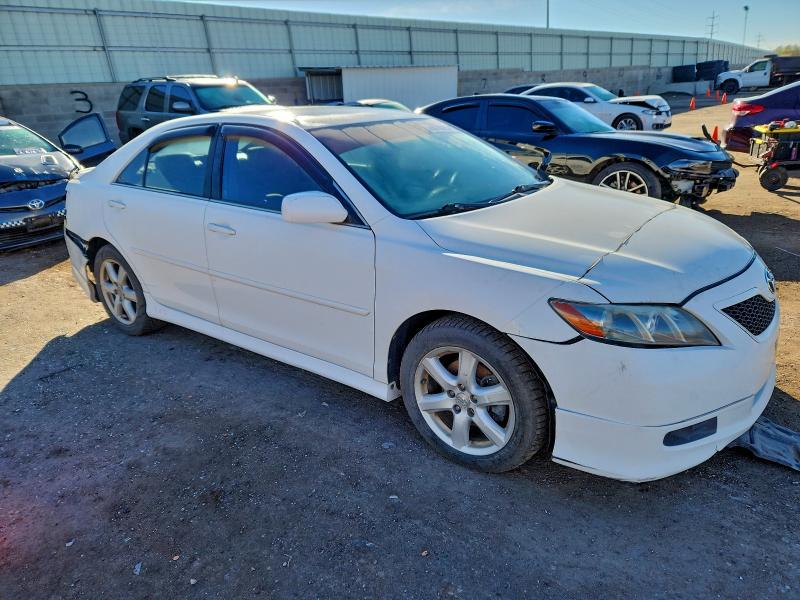 4T1BE46K89U835646 - 2009 TOYOTA CAMRY BASE WHITE photo 4