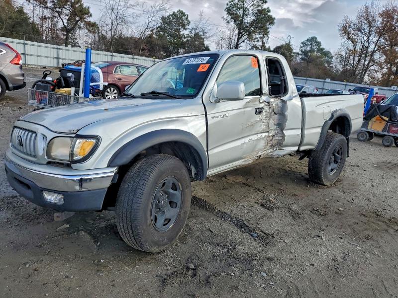 2004 TOYOTA TACOMA XTRACAB PRERUNNER, 