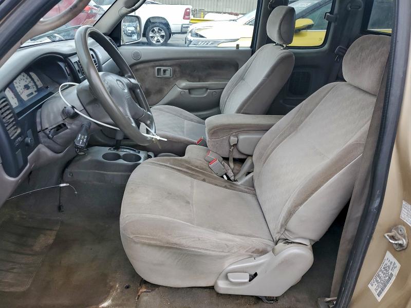 5TEVL52N32Z004310 - 2002 TOYOTA TACOMA XTRACAB ოქროსფერი ფოტო 7