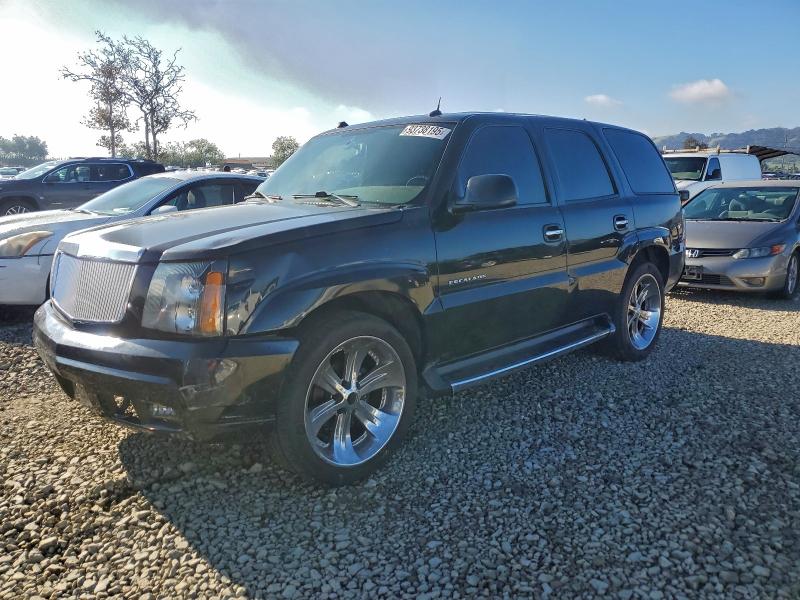 2004 CADILLAC ESCALADE LUXURY, 
