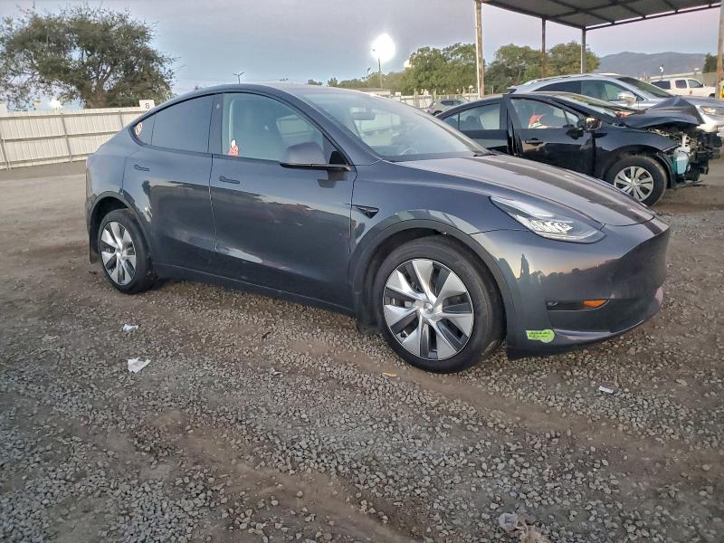 7SAYGDEE4PA086080 - 2023 TESLA MODEL Y Boz foto 4