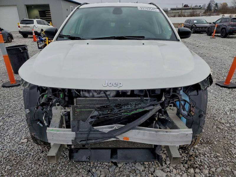 3C4NJDAB4MT573955 - 2021 JEEP COMPASS SPORT 白色 照片 5