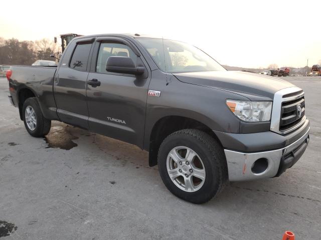 5TFUW5F19BX179954 - 2011 TOYOTA TUNDRA DOUBLE CAB SR5 GRAY photo 4