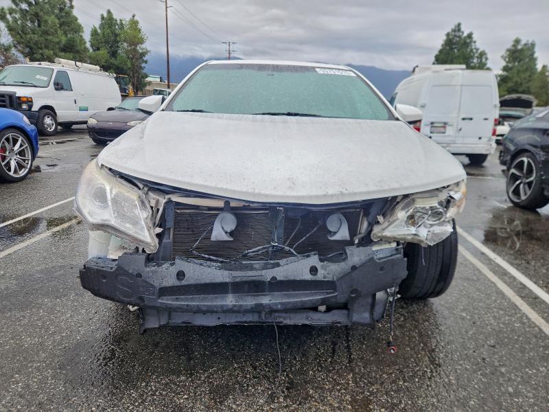 4T1BF1FK6CU615876 - 2012 TOYOTA CAMRY BASE WHITE photo 5