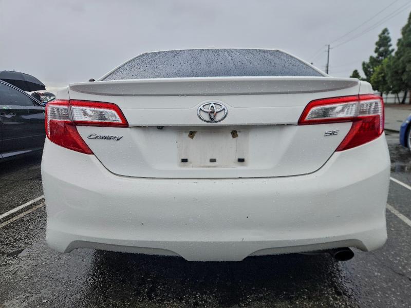 4T1BF1FK6CU615876 - 2012 TOYOTA CAMRY BASE WHITE photo 6