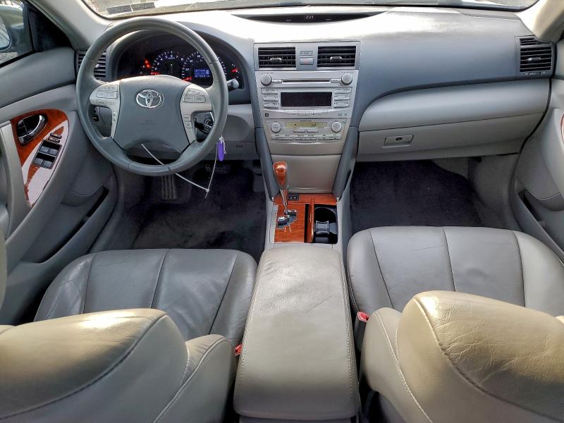 4T1BF3EK0BU611964 - 2011 TOYOTA CAMRY BASE رمادي صورة 8