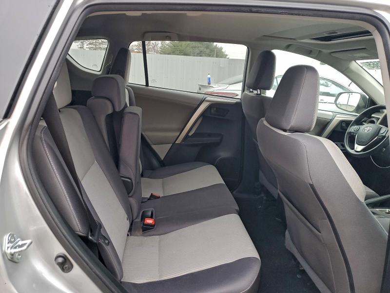 2T3RFREV7DW073284 - 2013 TOYOTA RAV4 XLE SILVER photo 11
