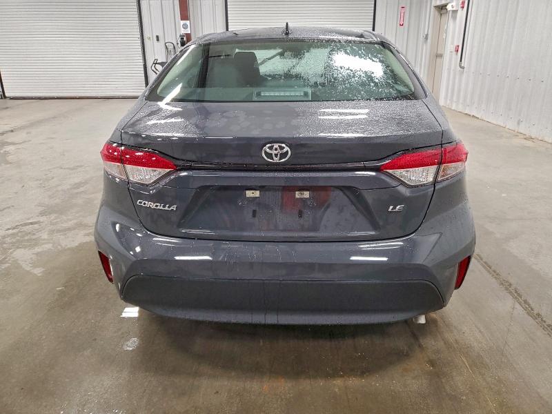 5YFB4MDE0SP332572 - 2025 TOYOTA COROLLA LE GRAY photo 6
