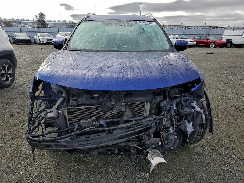 KNMAT2MT0JP609822 - 2018 NISSAN ROGUE S 蓝色 照片 5