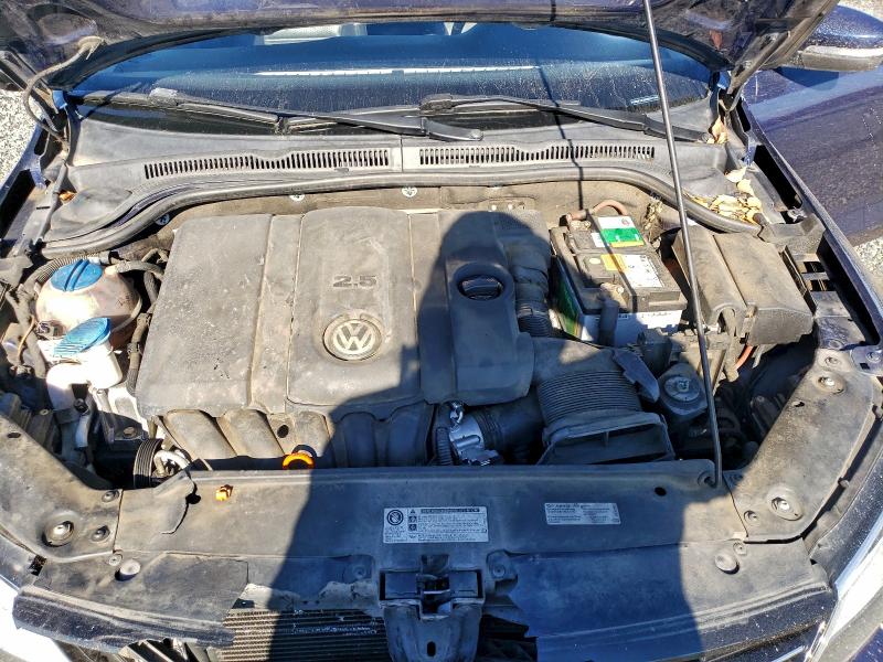 3VWDP7AJ5DM371149 - 2013 VOLKSWAGEN JETTA SE BLUE photo 11