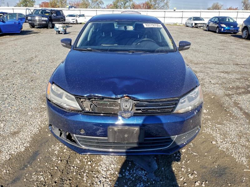 3VWDP7AJ5DM371149 - 2013 VOLKSWAGEN JETTA SE BLUE photo 5