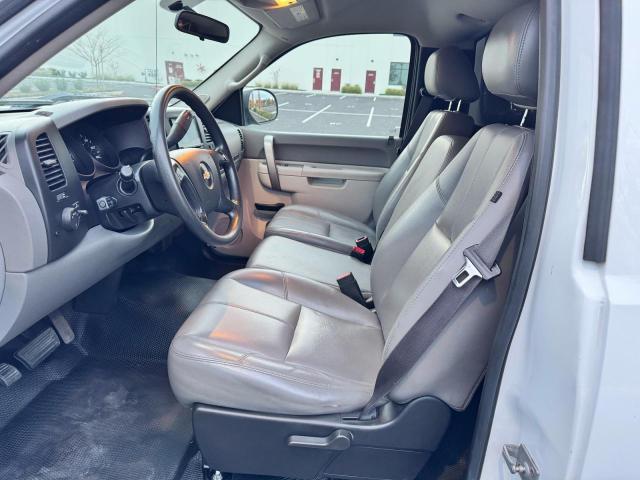 1GCNCPEA0BF128410 - 2011 CHEVROLET SILVERADO C1500 თეთრი ფოტო 11