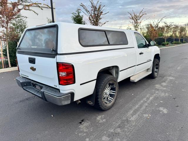 1GCNCPEA0BF128410 - 2011 CHEVROLET SILVERADO C1500 თეთრი ფოტო 4