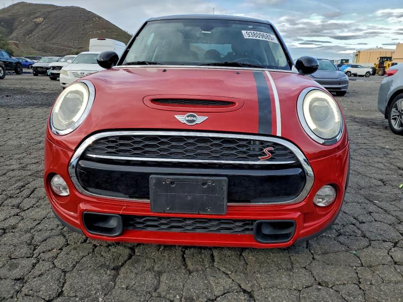 WMWXU3C57F2B59655 - 2015 MINI COOPER S RED photo 5