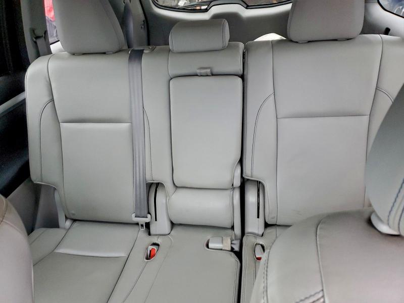 5TDJKRFH6GS259096 - 2016 TOYOTA HIGHLANDER XLE أسود صورة 10