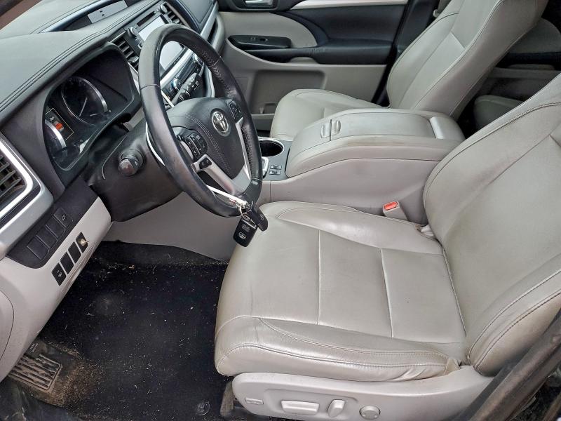 5TDJKRFH6GS259096 - 2016 TOYOTA HIGHLANDER XLE أسود صورة 7