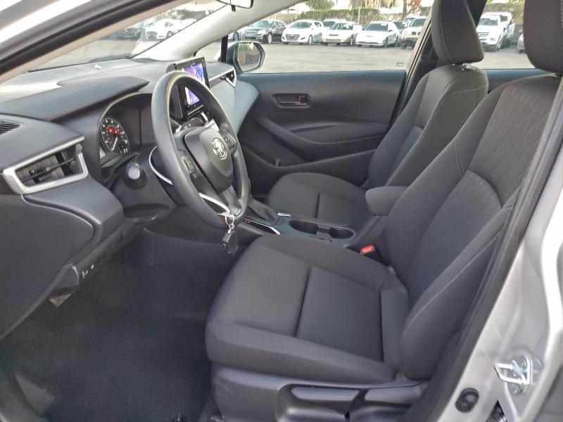 5YFB4MDE6RP197303 - 2024 TOYOTA COROLLA LE ვერცხლისფერი ფოტო 7