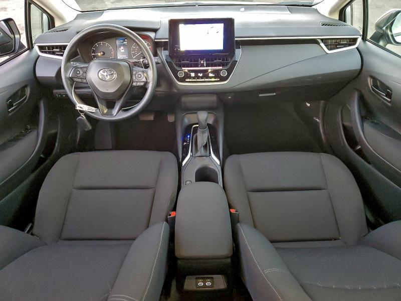 5YFB4MDE6RP197303 - 2024 TOYOTA COROLLA LE ვერცხლისფერი ფოტო 8