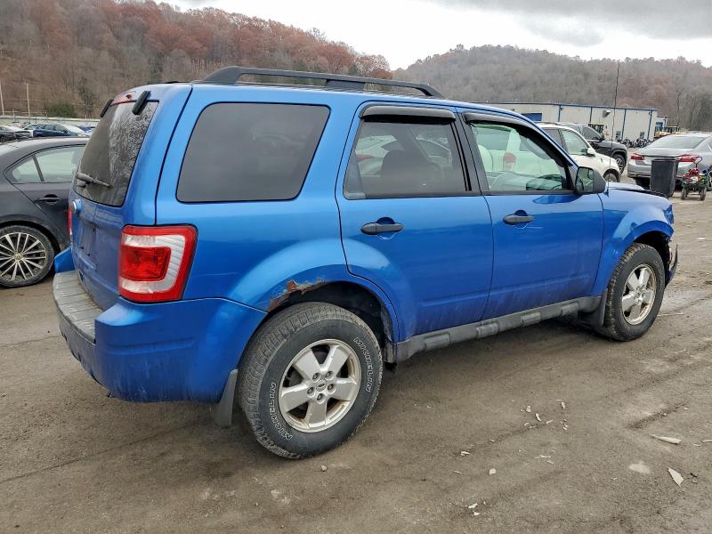 1FMCU9D74BKC61356 - 2011 FORD ESCAPE XLT Mavi foto 3