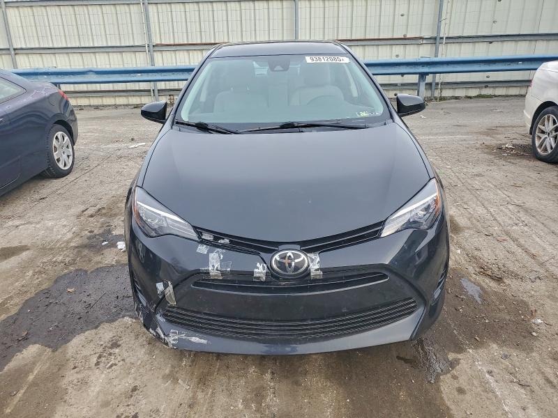 2T1BURHE4HC748723 - 2017 TOYOTA COROLLA L BLACK photo 5