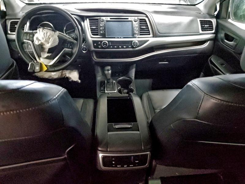 5TDJKRFH3GS279130 - 2016 TOYOTA HIGHLANDER XLE 黑色 照片 8