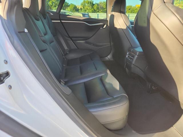 5YJSA1E25JF245160 - 2018 TESLA MODEL S Белый фото 10