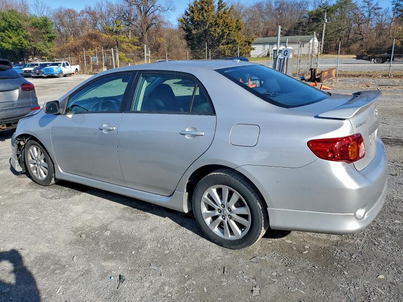 2T1BU4EE1AC383463 - 2010 TOYOTA COROLLA BASE Gümüş foto 2