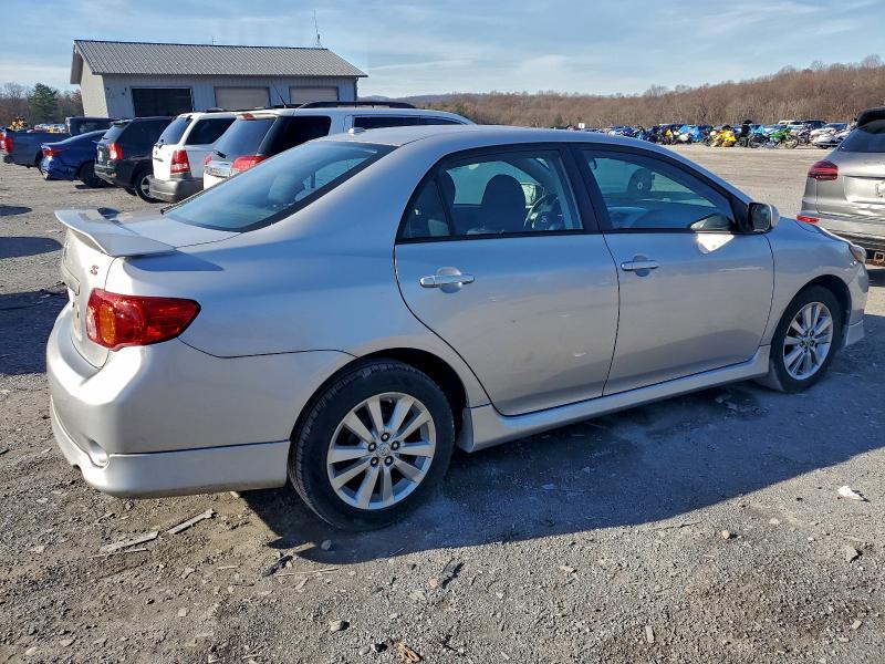 2T1BU4EE1AC383463 - 2010 TOYOTA COROLLA BASE Gümüş foto 3
