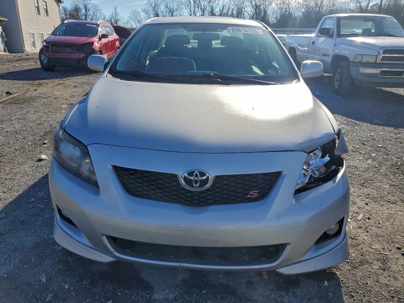 2T1BU4EE1AC383463 - 2010 TOYOTA COROLLA BASE Gümüş foto 5