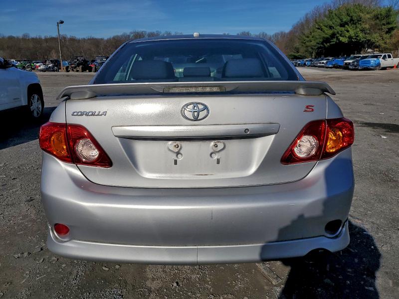 2T1BU4EE1AC383463 - 2010 TOYOTA COROLLA BASE Gümüş foto 6