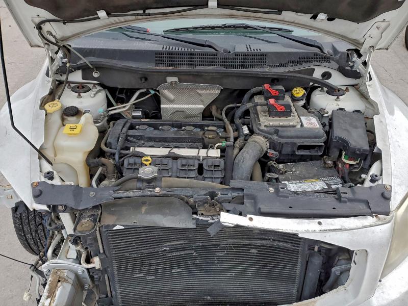 1C3CDWDA2CD534304 - 2012 DODGE CALIBER SXT WHITE photo 11