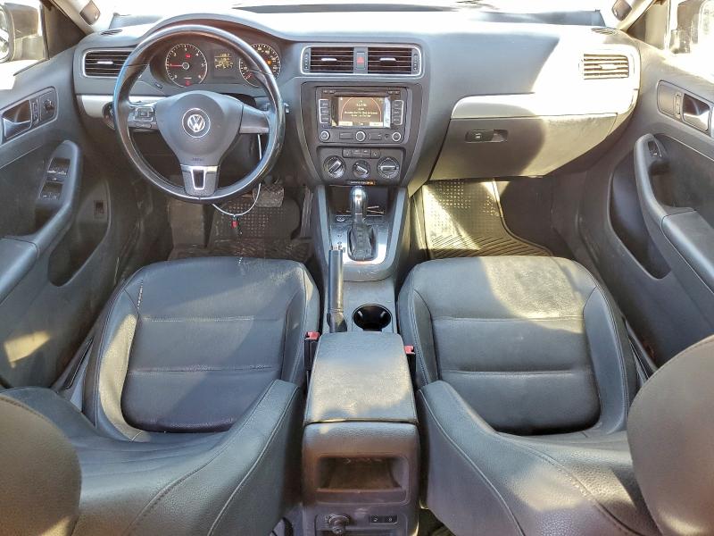 3VWLL7AJ3CM035781 - 2012 VOLKSWAGEN JETTA TDI Noir photo 8