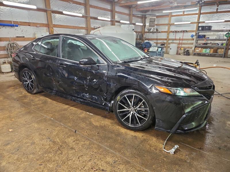 4T1G11AK0RU880314 - 2024 TOYOTA CAMRY SE NIGHT SHADE BLACK photo 4