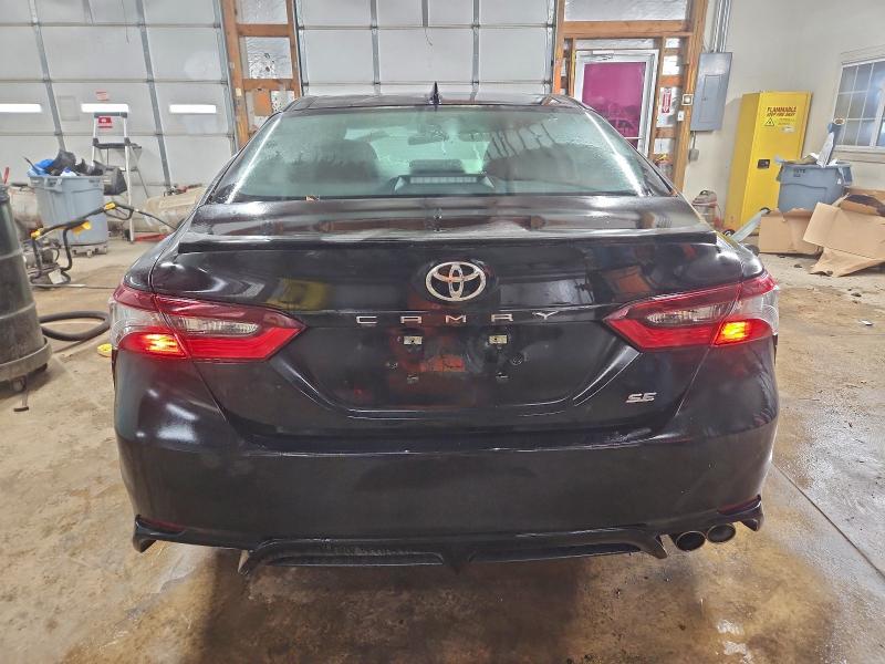 4T1G11AK0RU880314 - 2024 TOYOTA CAMRY SE NIGHT SHADE BLACK photo 6