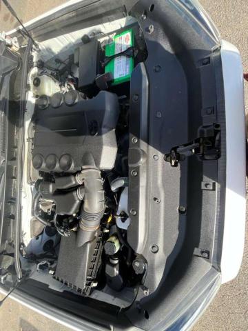 JTEBU5JR8J5517005 - 2018 TOYOTA 4RUNNER SR5/SR5 PREMIUM Biały zdjęcie 5