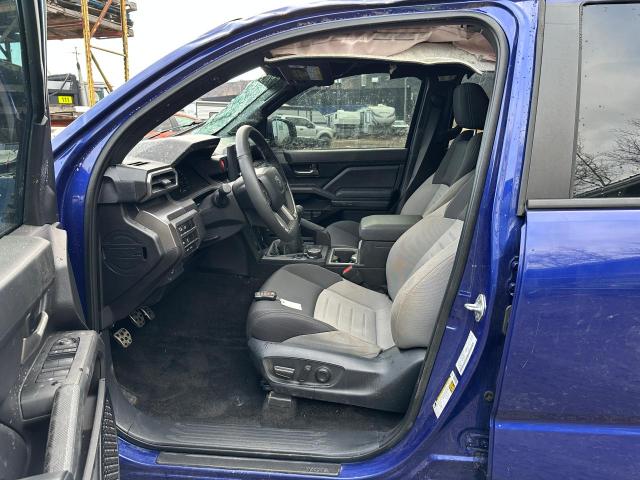 3TYLE5JN4RT010213 - 2024 TOYOTA TACOMA DOUBLE CAB 蓝色 照片 7