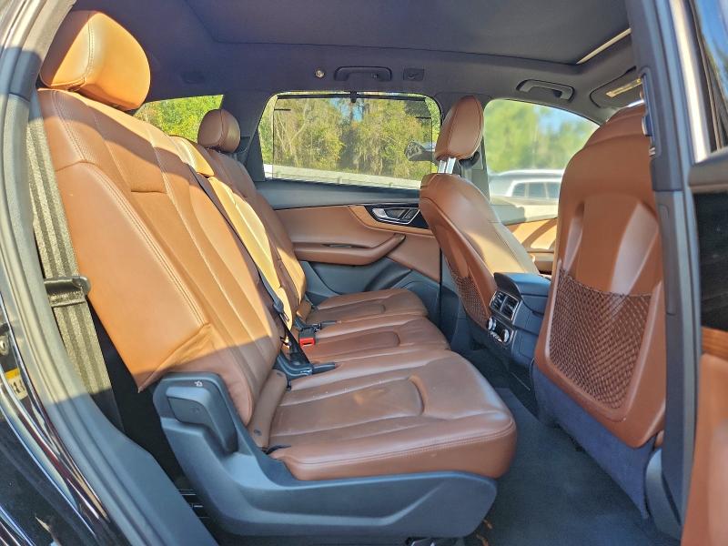 WA1LAAF75HD008985 - 2017 AUDI Q7 PREMIUM PLUS Noir photo 11