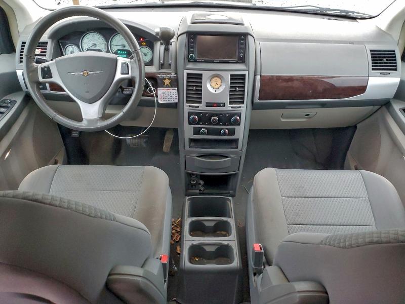 2A4RR5D11AR451713 - 2010 CHRYSLER TOWN & COU TOURING ლურჯი ფოტო 8