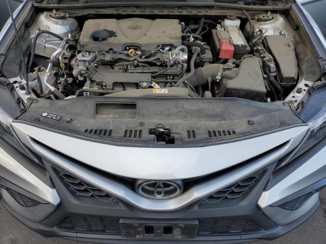4T1G11AK9RU904125 - 2024 TOYOTA CAMRY SE NIGHT SHADE SILVER photo 11