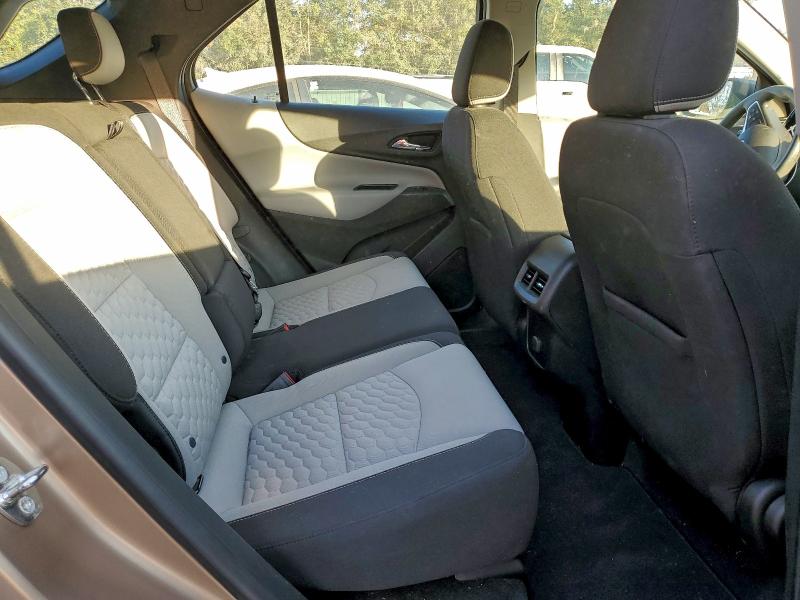 2GNAXHEV3J6345025 - 2018 CHEVROLET EQUINOX LS 棕色 照片 11